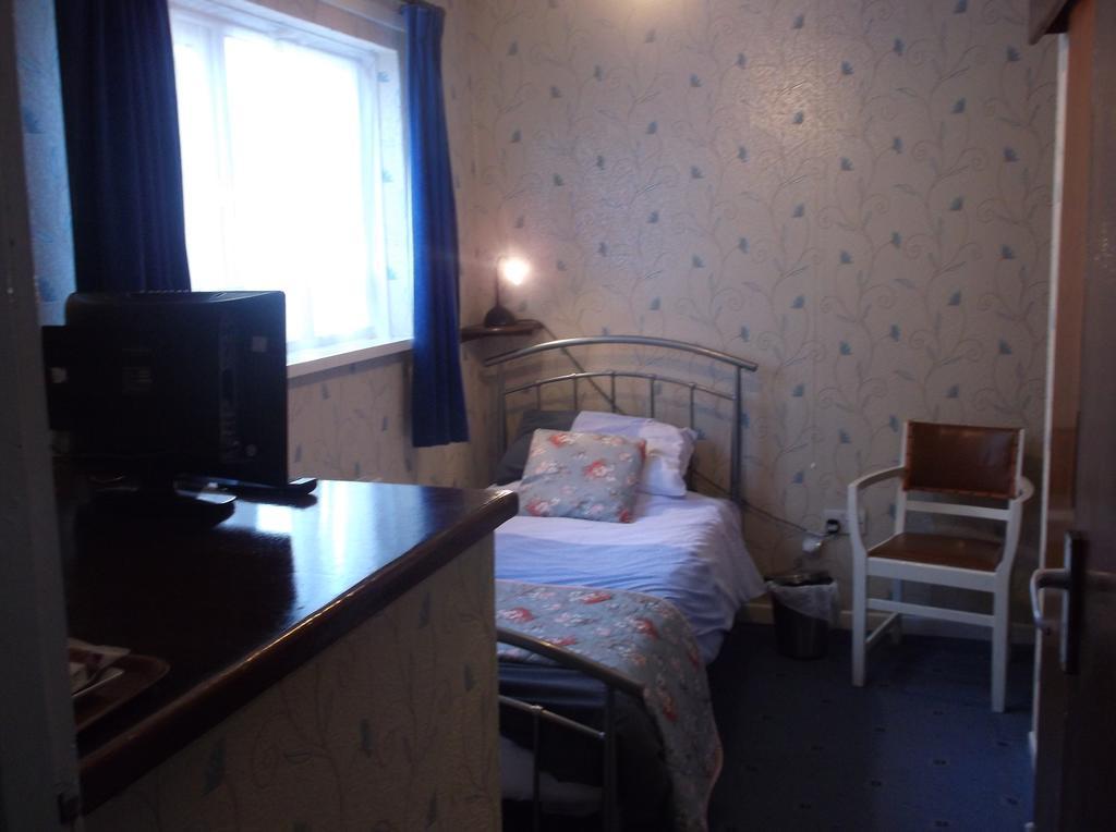 Tremains Guest House Bridgend  Quarto foto